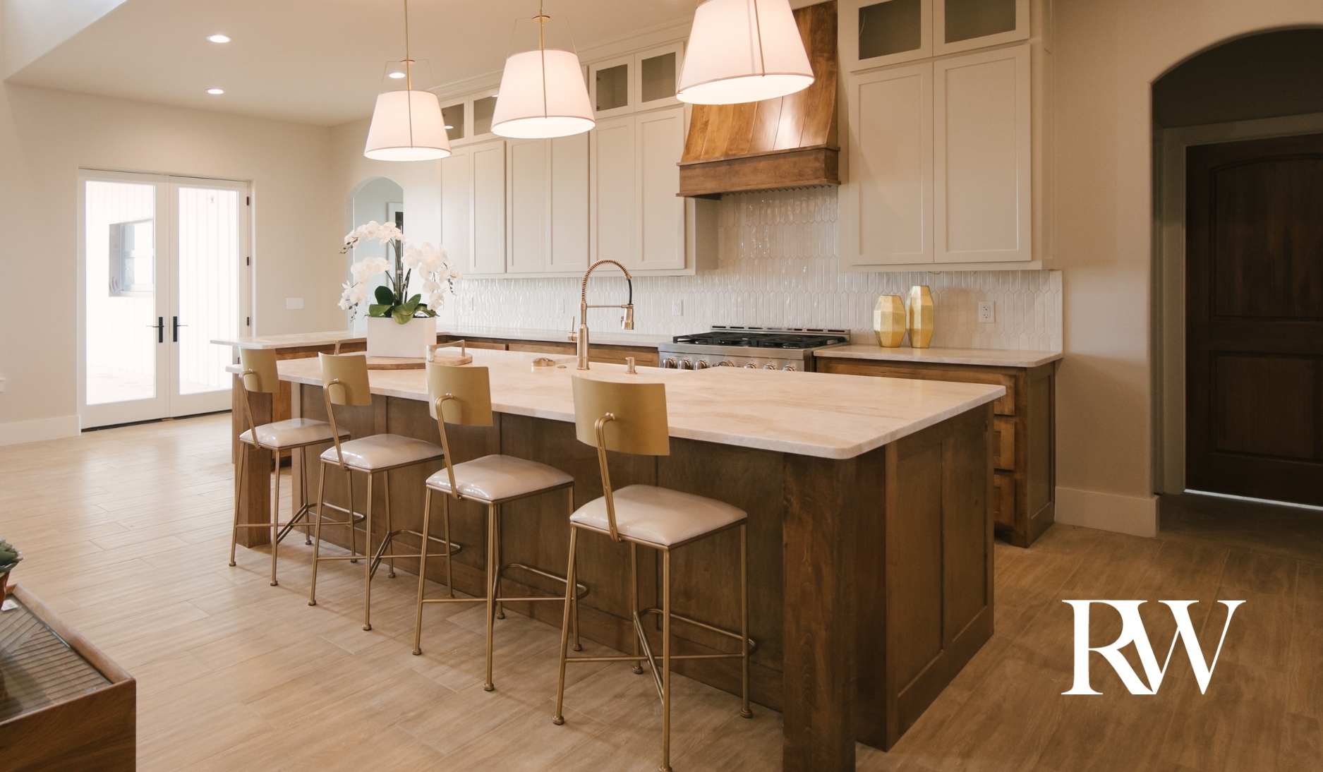 Support Rockwood Furniture in the local awards by voting daily from July 14 to 28. Vote in categories like Furniture Store, Patio Store, and more. Every vote counts.