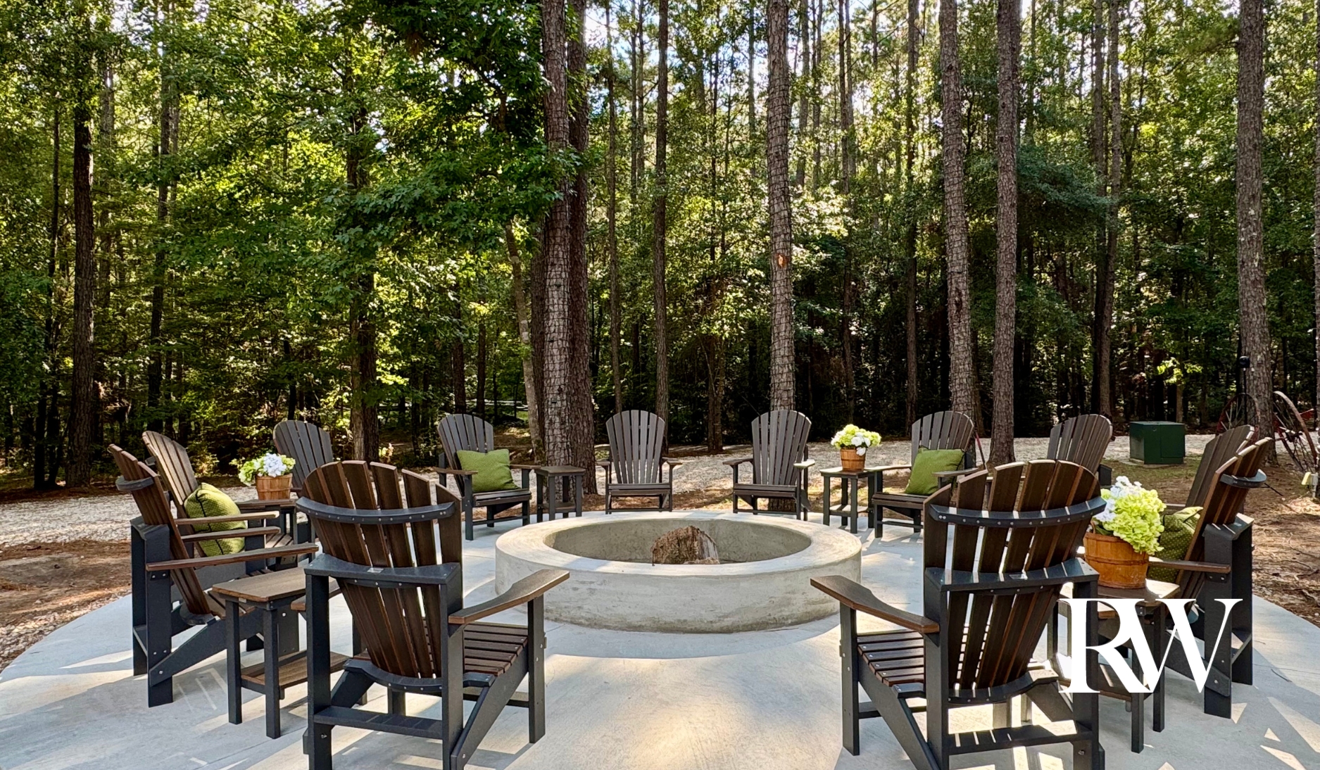 Join Rockwood’s 18th Anniversary celebration on October 11 and 25 for special savings, sips and bites, and a chance to win two Adirondack chairs with a matching end table.